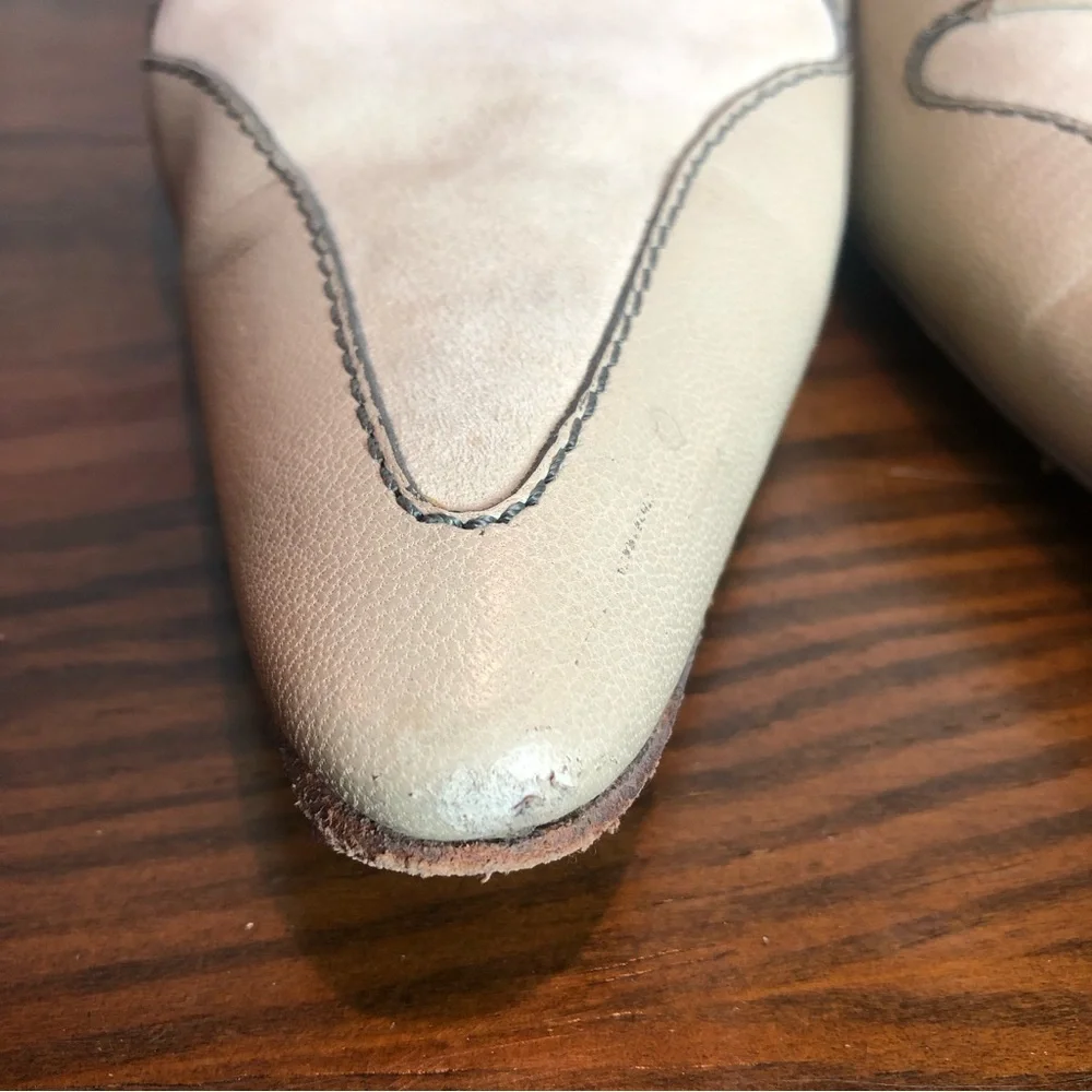 Tod’s Bone Suede and Leather Pointed Toe Heels